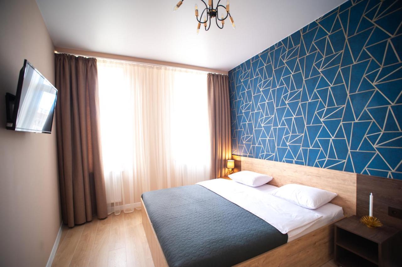 3 Bedroom, 2 Bathroom Apartment Near Forum Львів Екстер'єр фото