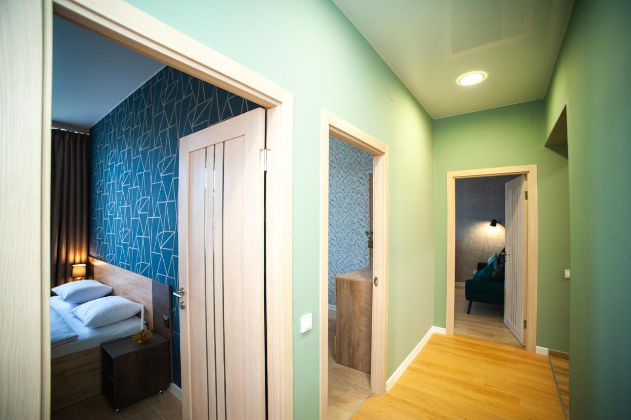 3 Bedroom, 2 Bathroom Apartment Near Forum Львів Екстер'єр фото