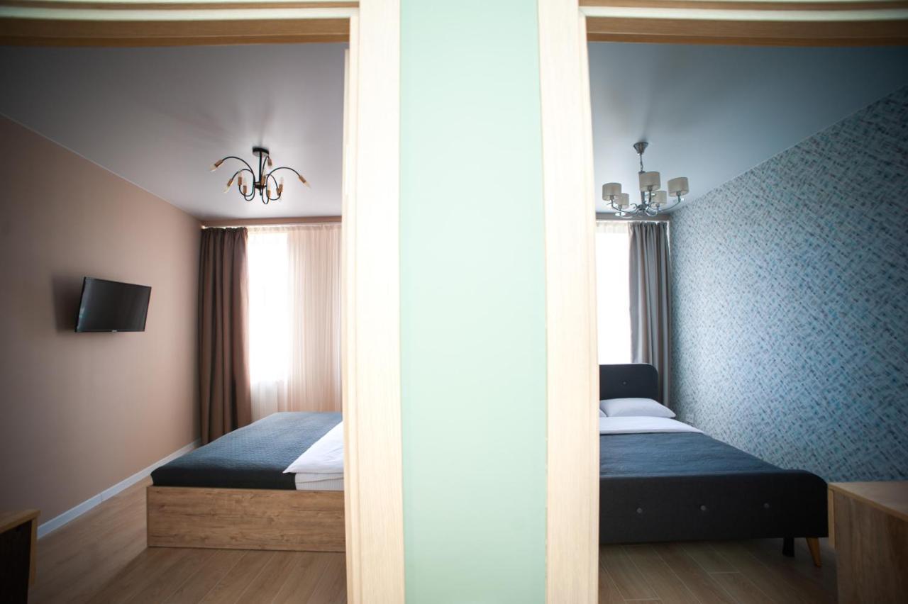 3 Bedroom, 2 Bathroom Apartment Near Forum Львів Екстер'єр фото